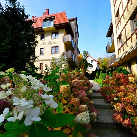 아파트 Harmonic Aparts