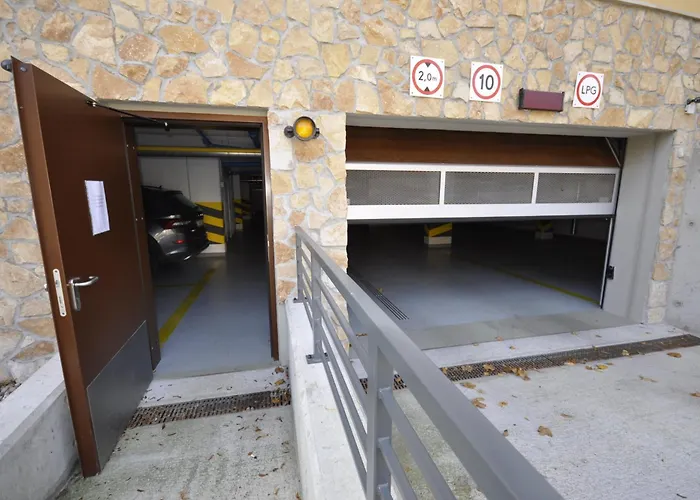 Apartment Harmonic Aparts